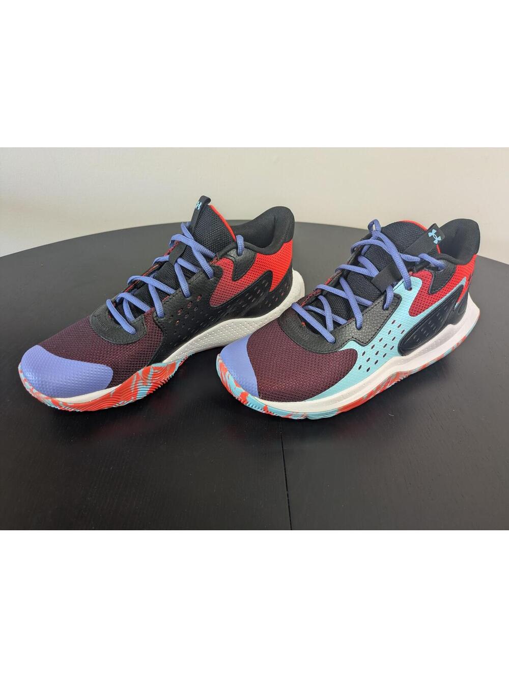 Under Armour Jet '23 -Multicolor Athletic Shoes - Size 10 men's - Like new